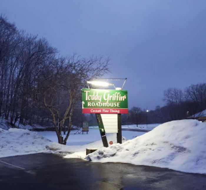 Teddy Griffins Roadhouse - Teddys Roadhouse 2022 (newer photo)